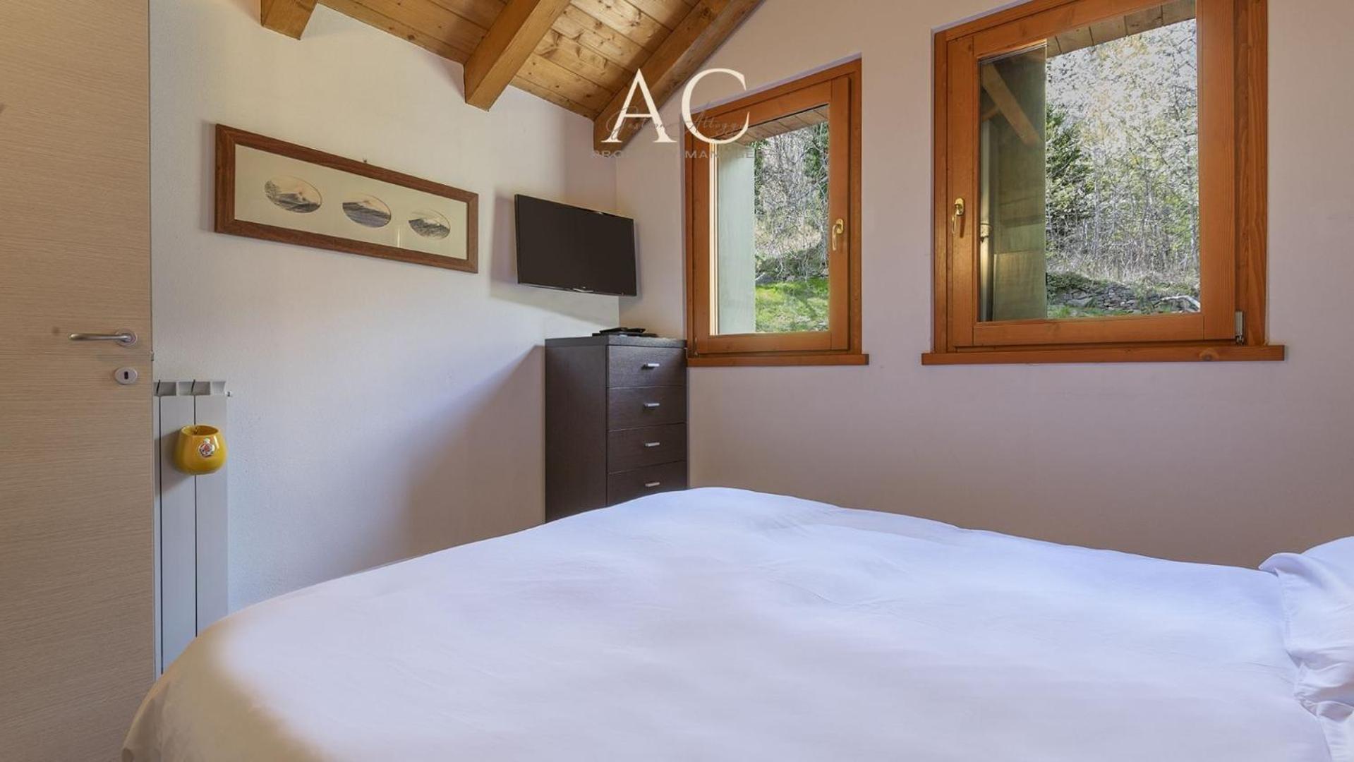 Sunshine Appartement Vione Buitenkant foto